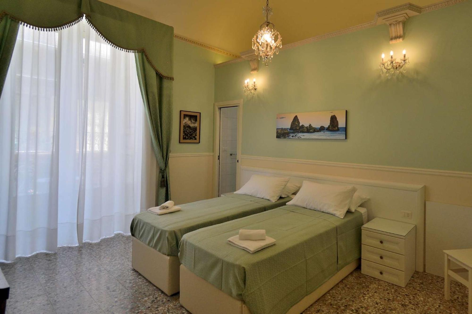 Bellini Inn Deluxe Katania Zewnętrze zdjęcie